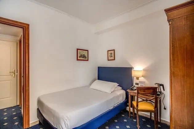 Double Room Single Use - Balcony not guaranteed