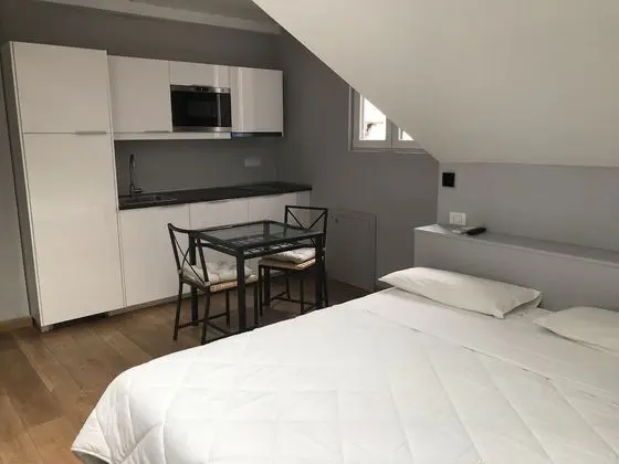 Tek Büyük Yataklı Oda, Asma Kat