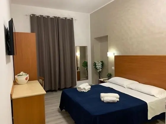 Standard Tek Büyük veya İki Ayrı Yataklı Oda