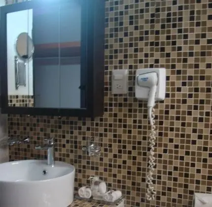 Tek Büyük Yataklı Oda, 1 Çift Kişilik Yatak