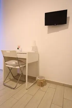 İki Ayrı Yataklı Oda, 2 Tek Kişilik Yatak (SFOGLIATELLA)