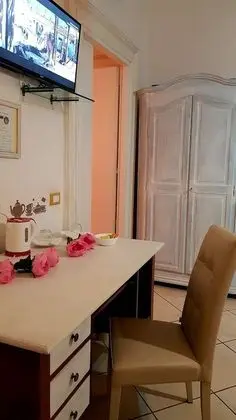 Üç Kişilik Oda