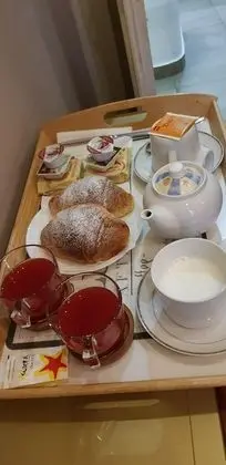 Üç Kişilik Oda