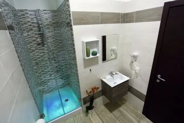 Standard Üç Kişilik Oda