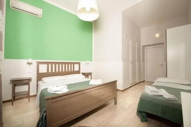 Üç Kişilik Oda, Balkon