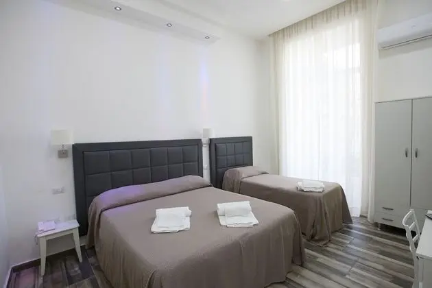Standard Üç Kişilik Oda