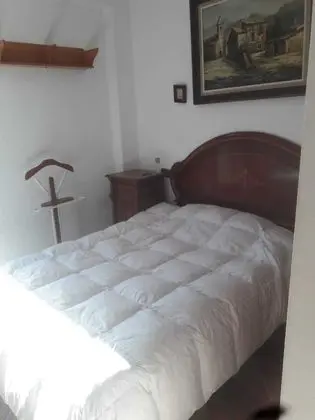 Tek Büyük Yataklı Oda, Ortak Banyo