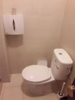 Tek Kişilik Oda, Ortak Banyo