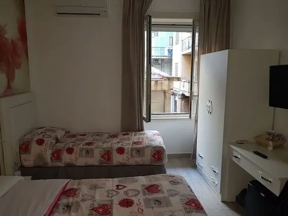 Classic Üç Kişilik Oda