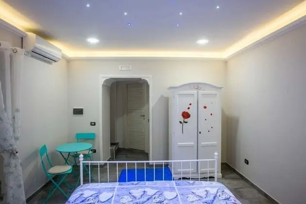 Comfort Tek Büyük Yataklı Oda (Caracciolo)