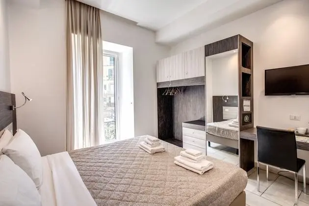 Tek Büyük Yataklı Oda