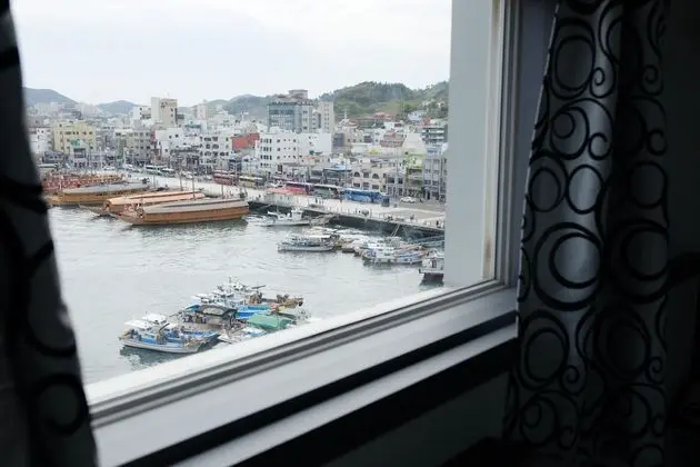 Basic Tek Büyük Yataklı Oda