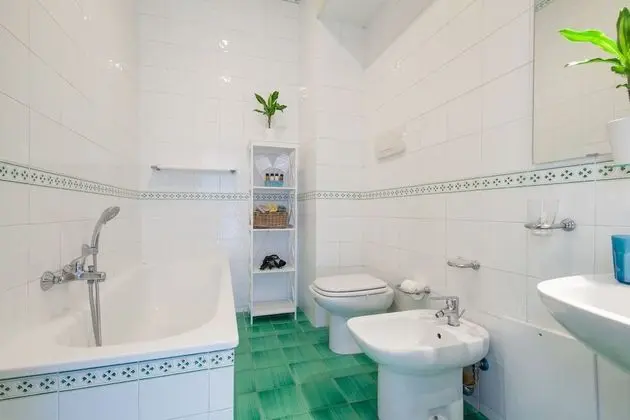 Deluxe Tek Büyük Yataklı Oda, Deniz Manzaralı