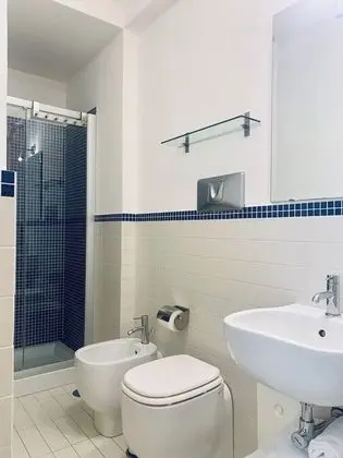 Comfort Oda, 1 Büyük (Queen) Boy Yatak ve Çekyat