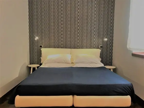 Standard Oda, 1 Büyük (Queen) Boy Yatak