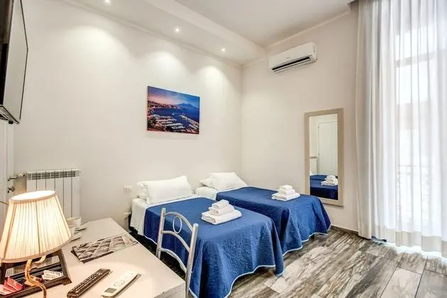 Standard Tek Büyük veya İki Ayrı Yataklı Oda