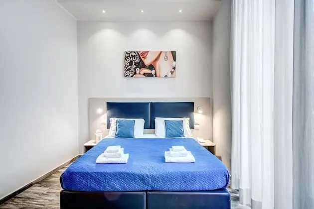 Standard Tek Büyük veya İki Ayrı Yataklı Oda