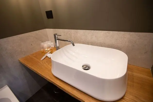 Design Oda, 1 Büyük (Queen) Boy Yatak, Şehir Manzaralı (3)