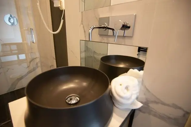 Luxury Üç Kişilik Oda, Birden Çok Yatak, Şehir Manzaralı (1)