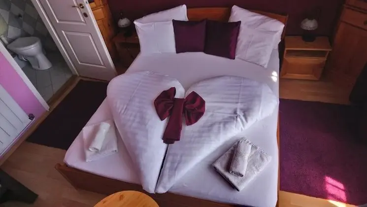 Tek Büyük Yataklı Oda, Balkon