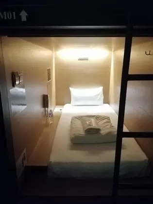 Basic Ortak Ranzalı Oda, Sadece erkekler için (Capsule Max 6 Hours Stay)