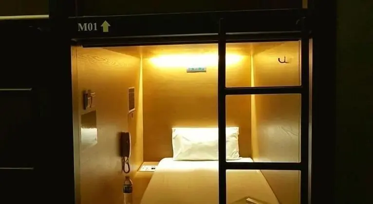 Ortak Ranzalı Oda, Sadece kadınlar için (Capsule Max 4 Hours Stay)