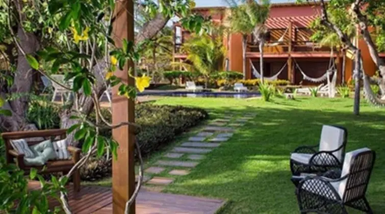 Standard Üç Kişilik Oda, Bahçe Manzaralı