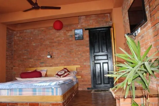 Standard Tek Büyük veya İki Ayrı Yataklı Oda, Balkon, Göl Manzaralı