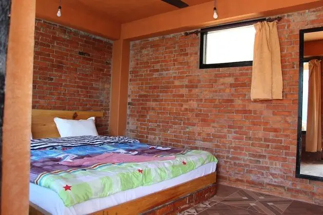 Standard Tek Büyük veya İki Ayrı Yataklı Oda, Balkon, Göl Manzaralı