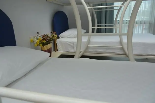 Dört Kişilik Oda, Şehir Manzaralı