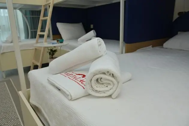 Triple, Şehir Manzaralı