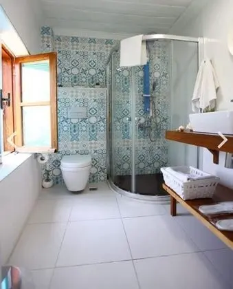 Çift Kişilik, Bahçe Manzaralı, Ortak Teraslı