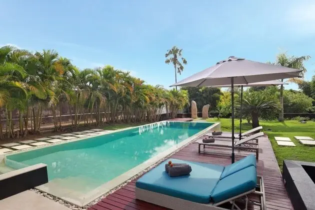 Five Bedroom Villa with Private Pool