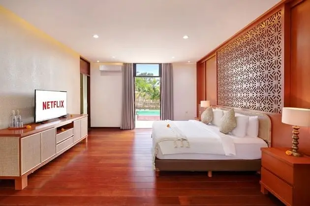 Four Bedroom Villa with Private Pool