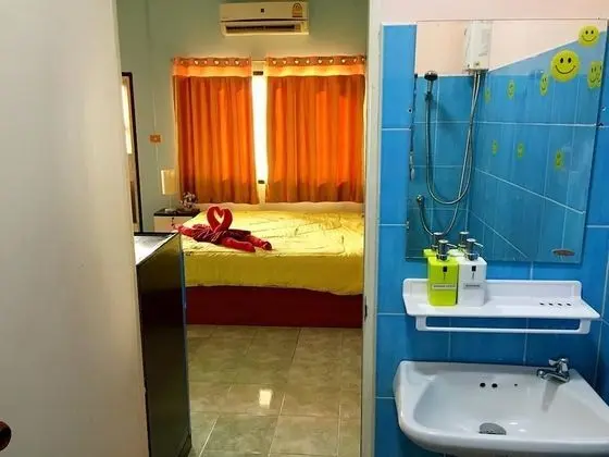 Deluxe Double Room with Air-Conditioner
