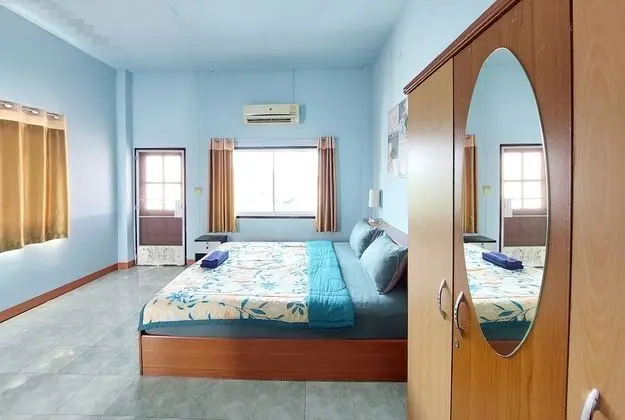 Deluxe Double Room with Air-Conditioner
