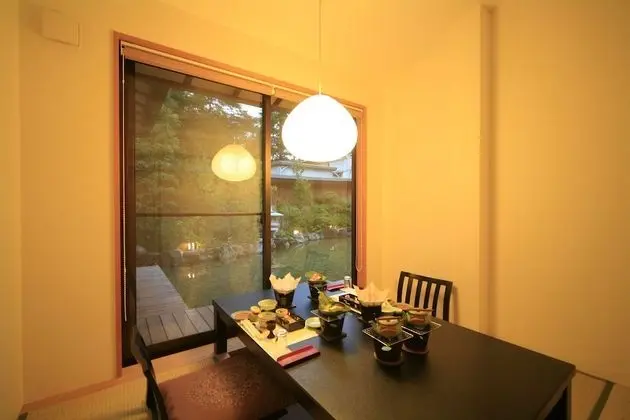 Traditional Oda (Open Air Bath, Meal at Private Room)
