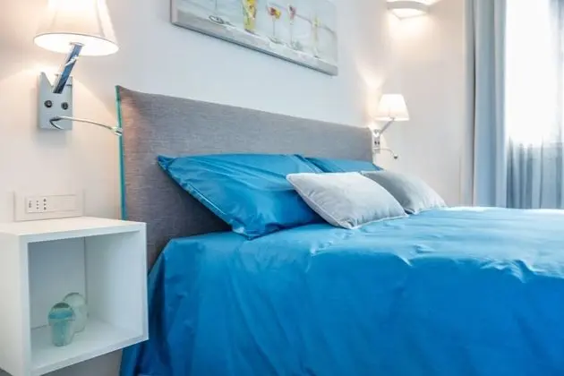 Deluxe Üç Kişilik Oda (1)