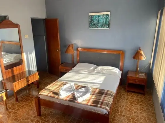 Comfort Tek Büyük Yataklı Oda