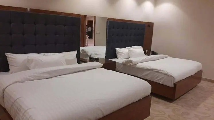 Deluxe Dört Kişilik Oda