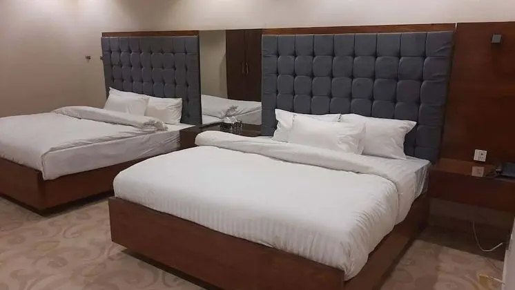 Deluxe Dört Kişilik Oda