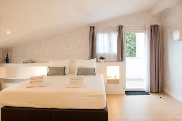 Romantic Tek Büyük Yataklı Oda (Born)