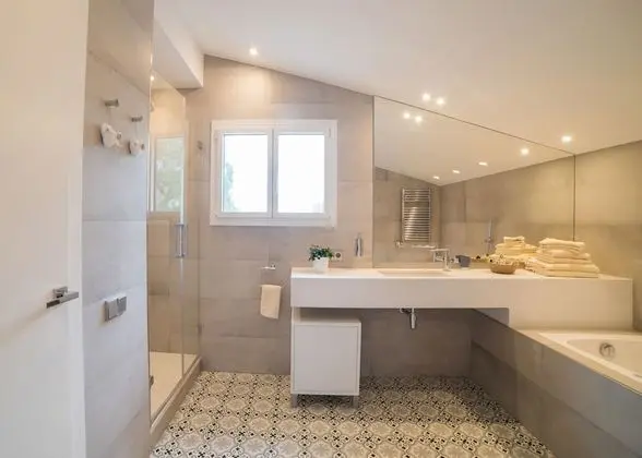 Romantic Tek Büyük Yataklı Oda (Born)