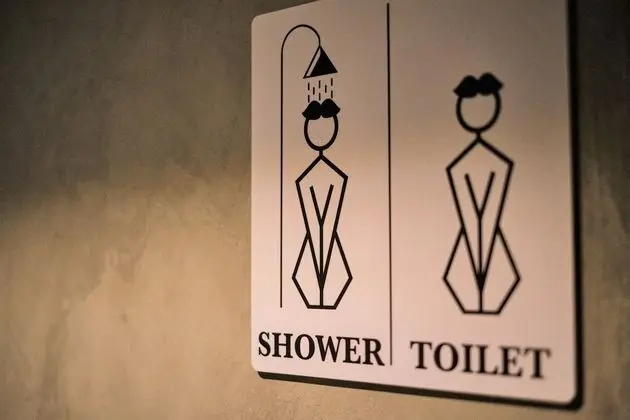 Budget King Room (Share bathroom)