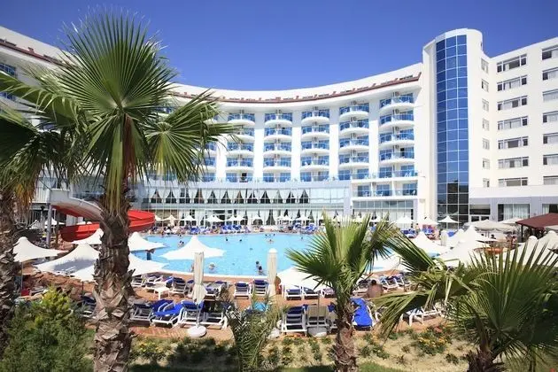 Üç Kişilik Oda