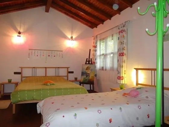 Aile Odası, Bahçe Manzaralı