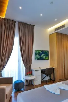 Standard Tek Büyük Yataklı Oda