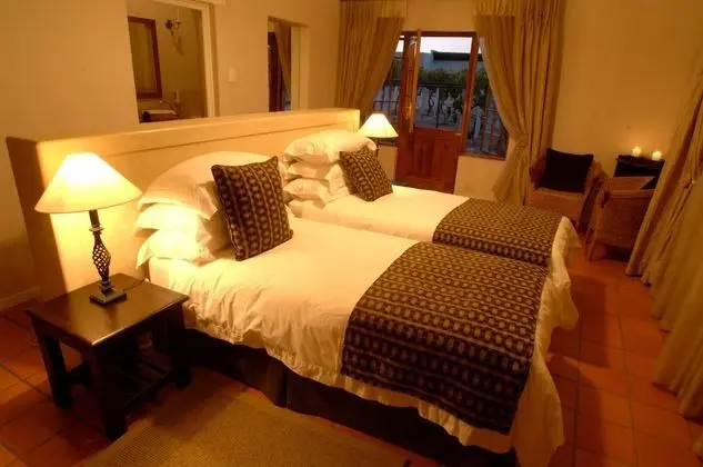 Ev (Manor House DBB (5 Rooms))
