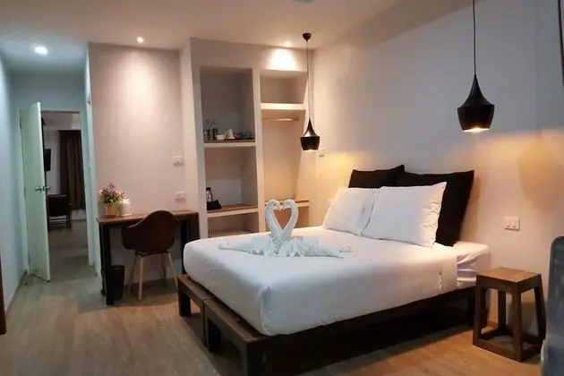 2 Bedroom River View