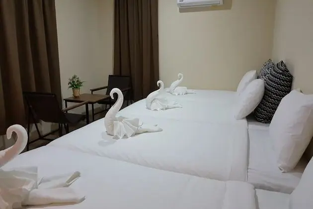 2 Bedroom River View